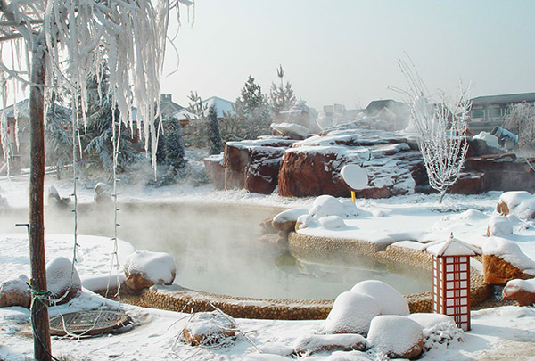 雪景（温泉）.jpg