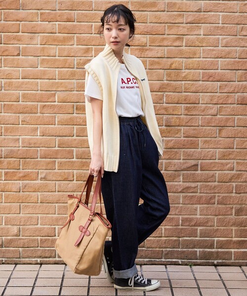 FREAK'S STORE（フリークスストア）の「TOWN CRAFT × FREAK'S STORE/タウンクラフト 別注 天竺ジップアップニットベスト（ベスト・レディース・ネイビー/キャメル/オフホワイト・ﾌﾘ-）」の7枚目の写真