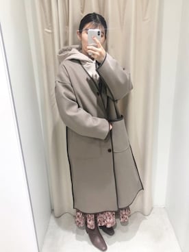 「アイテム（パーカー）」を使った、咲栄さん（レディース・155cm・10代）の冬コーディネート