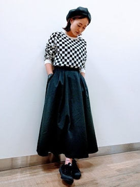 「Dickies（ディッキーズ）のアイテム（スカート）」を使った、Right-on 店舗スタッフさん（レディース・156cm）の秋コーディネート