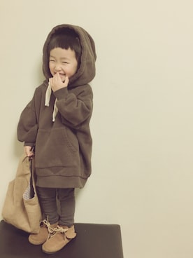 「韓国子供服のアイテム（パーカー、ブラウン系）」を使った、harukono❃さん（キッズ・100cm）の春コーディネート