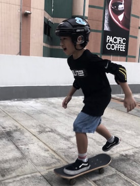 「NIKE（ナイキ）のアイテム（トップス）」を使った、coffeeさん（キッズ・130cm）の秋コーディネート
