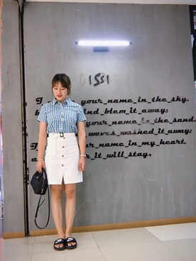 「NIKE（ナイキ）のアイテム（ビーチサンダル）」を使った、W--璐瑶さん（レディース・165cm）の夏コーディネート