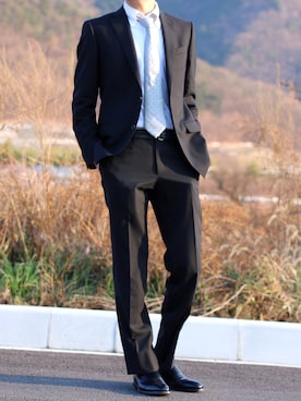 「LOUIS VUITTON（ルイヴィトン）のアイテム（フォーマルスーツ/小物）」を使った、Sさん（メンズ・176cm）の冬コーディネート