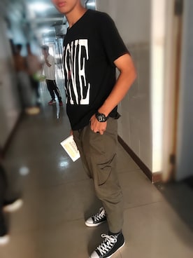 「アイテム（アナログ腕時計）」を使った、不二硕—さん（メンズ・185cm）の秋コーディネート