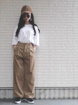 「NATURAL BEAUTY BASIC（ナチュラルビューティーベーシック）のアイテム（キャップ）」を使った、Maiさん（レディース・155cm）の秋コーディネート