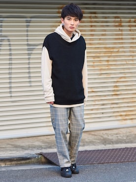 「kutir（クティール）のアイテム（ベスト）」を使った、kutir_menさん（メンズ・175cm）の冬コーディネート