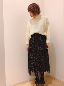 「earth music&ecology（アースミュージックアンドエコロジー）の・12colハイネックニットプルオーバー ●（ニット/セーター、ホワイト系）」を使った、emokiyoさん（レディース・162cm）の冬コーディネート