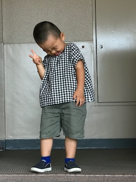 「アイテム（スリッポン）」を使った、あぢゃさん（キッズ・90cm）の秋コーディネート