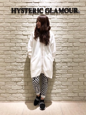 「HYSTERIC GLAMOUR（ヒステリックグラマー）のSTEREOLAB 総柄 ストレッチチノスキニーパンツ（チノパンツ）」を使った、SUZUKIさん（レディース・150cm）の秋コーディネート