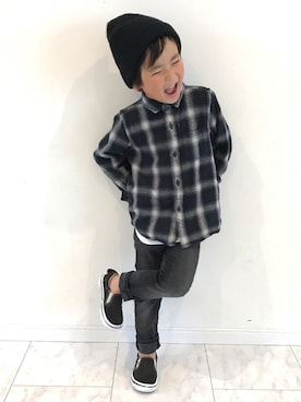 「GAP（ギャップ）のアイテム（デニムパンツ、ブラック系）」を使った、moa&ashuさん（キッズ）の夏コーディネート