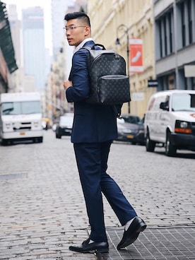 「LOUIS VUITTON（ルイヴィトン）のアイテム（フォーマルスーツ/小物）」を使った、Levitate Styleさん（メンズ・180cm）の春コーディネート