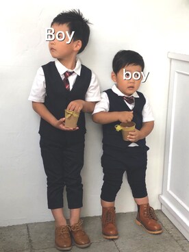 「アイテム（蝶ネクタイ）」を使った、Boy.boyさん（キッズ・120cm）の冬コーディネート
