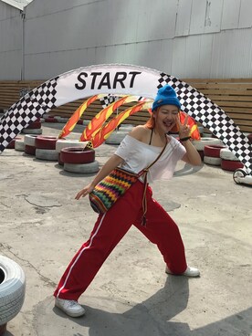 「NIKE（ナイキ）のアイテム（チノパンツ）」を使った、ET_ʕ•ᴥ•ʔさん（レディース・157cm）の春コーディネート