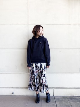 「schott（ショット）のアイテム（スカート）」を使った、AYANEさん（レディース・166cm）の冬コーディネート