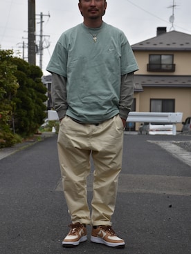 「NIKE（ナイキ）のアイテム（チノパンツ）」を使った、4U♾1984さん（メンズ・170cm・30代）の春コーディネート