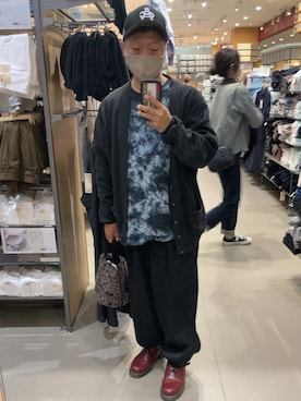 「Johnbull（ジョンブル）のアイテム（Tシャツ/カットソー、ブラック系）」を使った、TSUYOSHIさん（メンズ・163cm）の冬コーディネート