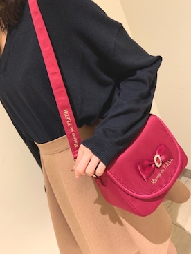 「アイテム（カメラ/カメラグッズ）」を使った、メゾンドフルールstaffさん（レディース・154cm）の秋コーディネート