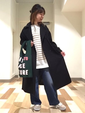 「coen（コーエン）のアイテム（トレンチコート）」を使った、coenさん（レディース・157cm）の冬コーディネート