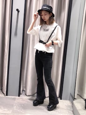 「RASVOA（ラスボア）のアイテム（シューズ）」を使った、RASVOA STAFFさん（レディース・163cm）の春コーディネート