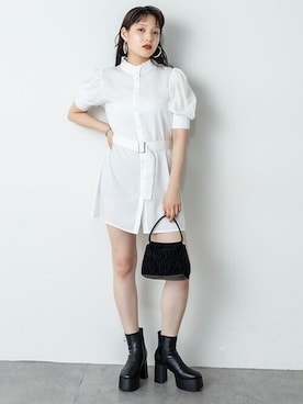 「RASVOA（ラスボア）のアイテム（シューズ）」を使った、RASVOA STAFFさん（レディース・164cm）の夏コーディネート