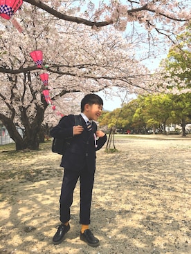 「アイテム（スーツベスト）」を使った、Reou…さん（キッズ・120cm）の春コーディネート