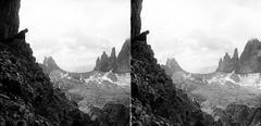 Olaszország, Dolomitok, Tre Cime di Lavaredo / Drei Zinnen, balra a háttérben a Monte Paterno, jobbra a Tre Cime egyik csúcsa látható, köztük a Forcella Lavaredo. A felvétel 1900 előtt készült., 1900, SZTFH Földtani Szolgálatának gyűjteménye, Eötvös Loránd, sztereófotó, szikla, Fortepan #303213