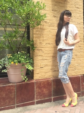 「アイテム（バングル/リストバンド）」を使った、あやなさん（レディース・164cm）の夏コーディネート