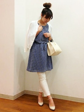 「ikka（イッカ）のギンガム前結びワンピース（ワンピース、ブルー系）」を使った、ikka KASHIWA STAFFさん（レディース・170cm）の春コーディネート