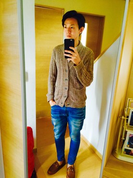 「MORGAN HOMME（モルガンオム）のCLショールカーデ（カーディガン/ボレロ、グレー系）」を使った、つちのこさん（メンズ・174cm）の春コーディネート