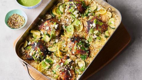 Lemon chicken and rice traybake