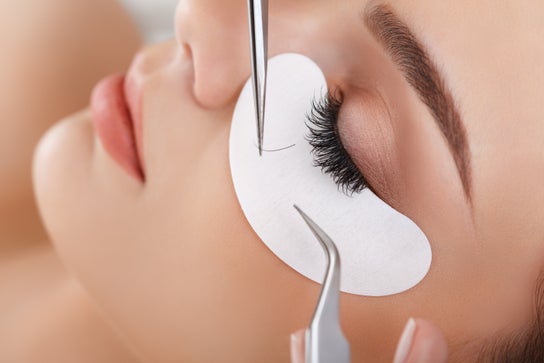 Eyebrows & Lashes image for Derya Permanent Makeup Lyon