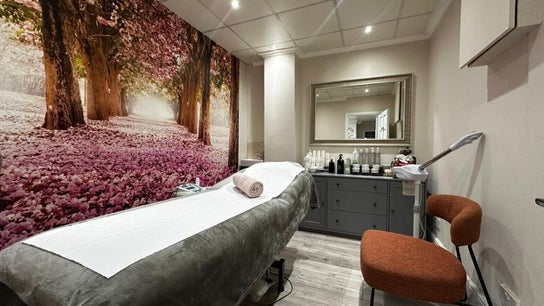 Kiana’s beauty clinic