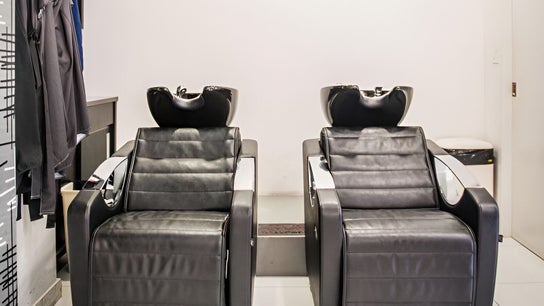 Poiz Beauty Salon