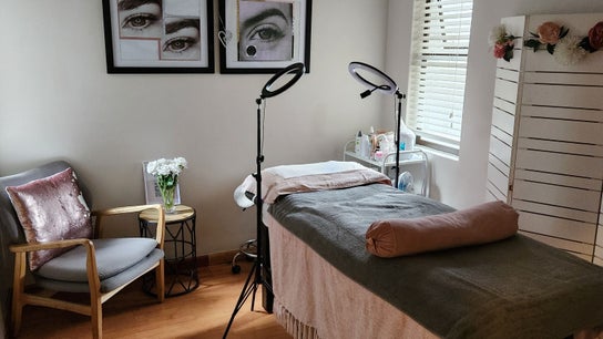 Ella Belle Beauty Studio