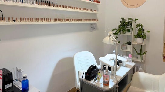 Ares Gomez Nail Studio