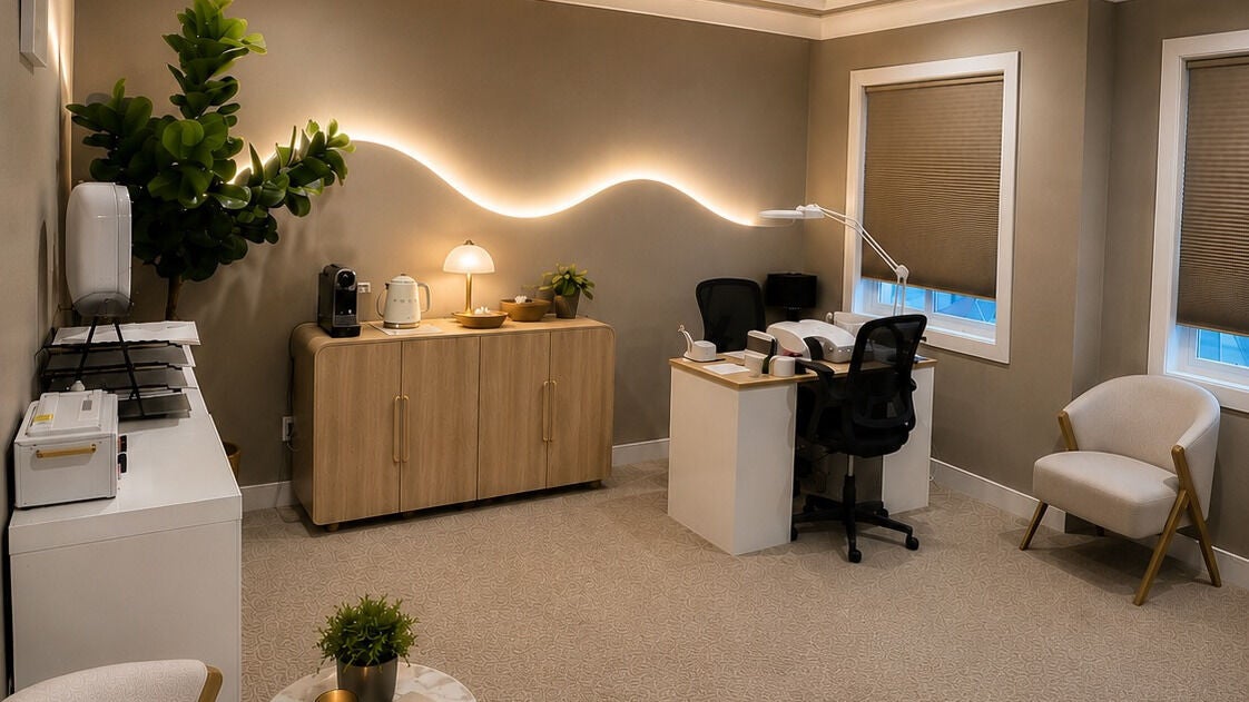 Calm ambiance at Glow Nails Studio, Edmonton, Alberta, CA, featuring cozy seating and modern decor.