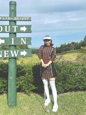 「アイテム（ゴルフグッズ）」を使った、ほしいもゆゆさん（レディース・160cm）の秋コーディネート