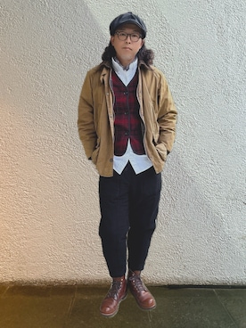 「OSHKOSH（オシュコシュ）のアイテム」を使った、岩崎タイチさん（メンズ・169cm）の秋コーディネート