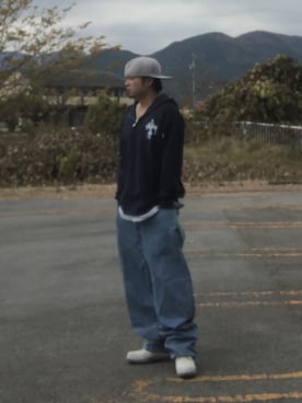 「アイテム（パーカー）」を使った、streetduckkingさん（メンズ・172cm）の秋コーディネート