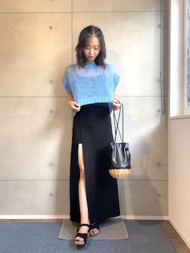 「AS KNOW AS PINKY（アズノゥアズピンキー）のアイテム（ニット/セーター、ブルー系）」を使った、paramecium18さん（レディース・156cm）の秋コーディネート