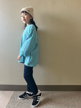 「adidas（アディダス）のアイテム（スニーカー、ブラック系）」を使った、pecocoさん（キッズ・125cm）の春コーディネート