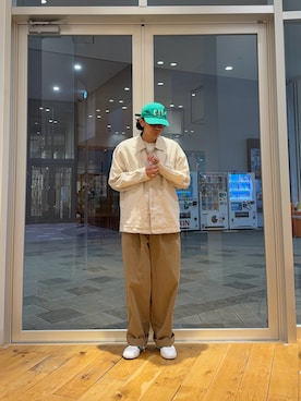 「URBAN RESEARCH DOORS（アーバンリサーチドアーズ）の『吸水速乾/接触冷感/イージーケア』クイックドライ ショートスリーブTシャツ（Tシャツ/カットソー、ホワイト系）」を使った、isamuさん（メンズ・168cm）の春コーディネート