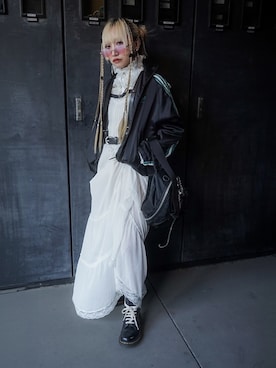 「adidas（アディダス）のサテントラックトップ [SATIN TRACK TOP] オリジナルス（ジャージ、ブラック系）」を使った、MISUZUさん（レディース・150cm）の春コーディネート