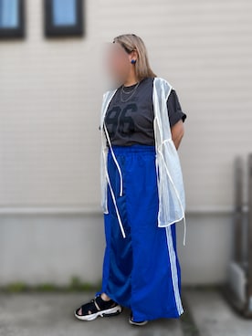 「etsinta（エシンタ）のアイテム」を使った、leannrimesさん（レディース・162cm）の春コーディネート