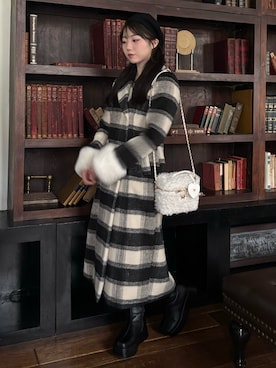 「OLIVE des OLIVE（オリーブデオリーブ）の【Belle Charme】スリムウエストファー付きコート（ステンカラーコート、その他）」を使った、karenさん（レディース・164cm）の秋コーディネート
