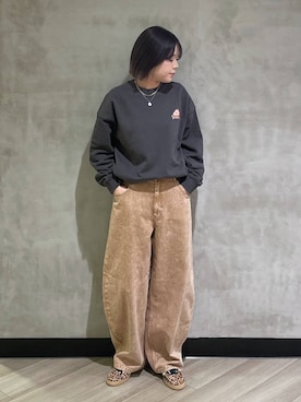 「アイテム（スウェット）」を使った、megumiさん（レディース・170cm・10代）の冬コーディネート