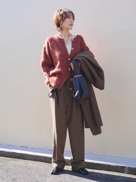 「アイテム（コンシーラー）」を使った、金子三記(miki)さん（レディース・170cm）の冬コーディネート