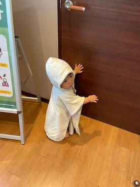 「アイテム（ガウン/バスローブ）」を使った、shoyoiさん（キッズ・70cm）の冬コーディネート