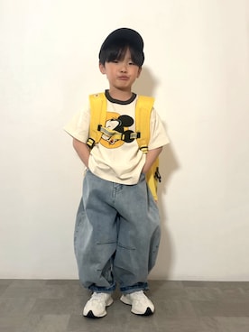 「アイテム（デニムパンツ、ブルー系）」を使った、YU⭐︎さん（キッズ・100cm）の春コーディネート